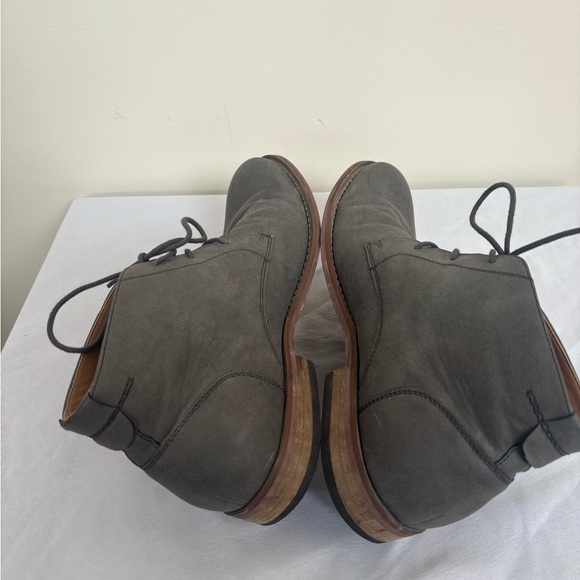 Hawker Rye Boots Mens size 10.5 Chukka Oxford Gray Boots main image 10